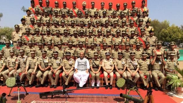 Rajnath Singh at the passing out parade of BSF Assistant Commandants in Tekanpur on Saturday.(Photo: Twitter)