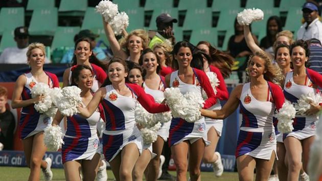 Digvijaya Singh has taken a dig at Madhya Pradesh Chief Minister Shivraj Singh Chouhan for his apparent dislike of cheerleaders in IPL games.(Hindustan Times via Getty Images)