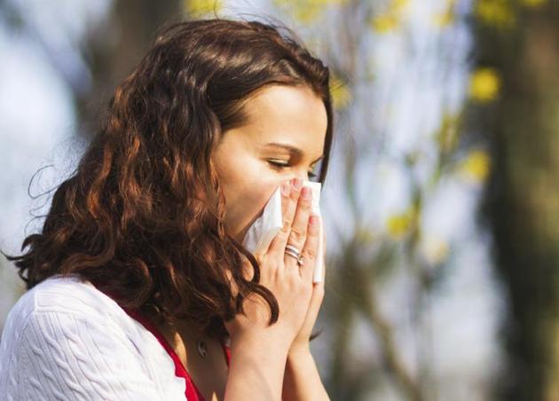Allergies are not seasonal. People suffer from allergies all year long, say experts.(Istock)