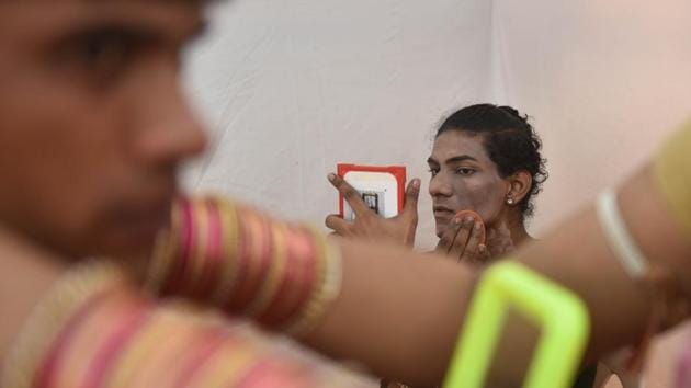 A participant gets ready before the event. (Pratham Gokhale/HT Photo) 