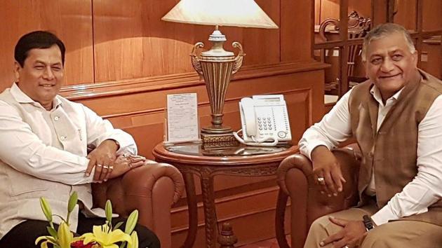 Assam chief minister Sarbananda Sonowal meets with General (Retd.) VK Singh, minister of state for external affairs in New Delhi on Thursday. Sonowal had also said earlier that there is no proposal with the central government about larger Nagaland.(PTI Photo)