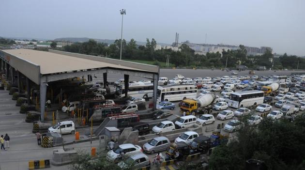 Manesar industries have been demanding the removal of the toll plaza for long.(HT File)