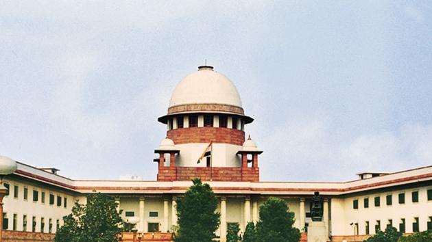 The Supreme Court asked an expert panel to submit draft guidelines so that appropriate orders can be passed to prevent circulation of Sardar jokes on websites.(HT File Photo)