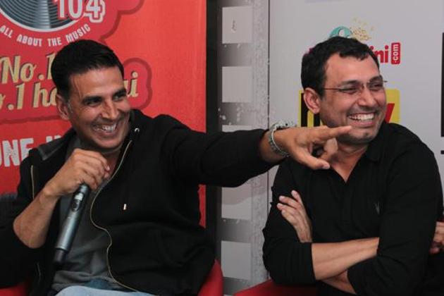 Akshay was seen at his humorous best. Here’s Akki and filmmaker Neeraj Pandey sharing a light moment. (SHIVAM SAXENA/HT PHOTO) 