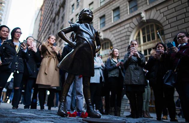 The ‘Fearless Girl’ statue is the work of artist Kristen Visbal.(AFP)