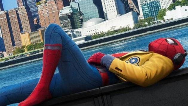 Spider Man Homecoming Trailer Teaser Brings Spideys Suit To Life Hollywood Hindustan Times 