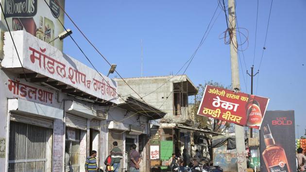 Of the 59 shops, 29 may be relocated while 30 are located in an area where relocation is not possible. (Sakib Ali/HT File Photo) Of the 59 shops, 29 may be relocated while 30 are located in an area where relocation is not possible. (Sakib Ali/HT File Photo)