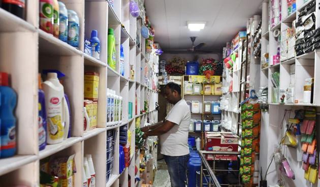 The government has said that GST implementation will result in reduction of prices for consumers and broaden the tax base.(AFP)