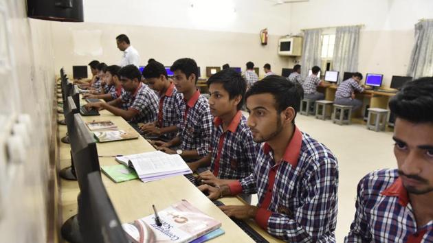 India has over 130 million primary-age children between the ages of 6 and 10 years, and 120 million secondary school-age children between 11 and 15 years.(Saumya Khandelwal/HT File Photo) India has over 130 million primary-age children between the ages of 6 and 10 years, and 120 million secondary school-age children between 11 and 15 years.(Saumya Khandelwal/HT File Photo)