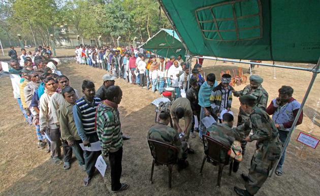 Birbhum: People queue up to open Zero balance A/C of Pradhan Mantri Jan Dhan Yojana in a initiative of 50 Bengal Battalion NCC at Santiniketan in Birbhum district of West Bengal. (PTI) Birbhum: People queue up to open Zero balance A/C of Pradhan Mantri Jan Dhan Yojana in a initiative of 50 Bengal Battalion NCC at Santiniketan in Birbhum district of West Bengal. (PTI)