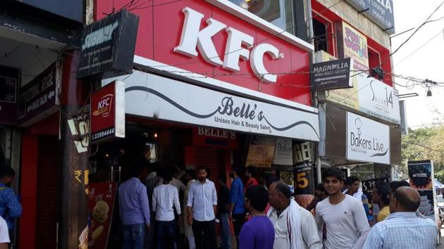 Kfc in Raipur Khadar,Delhi - Order Food Online - Best Fast Food in