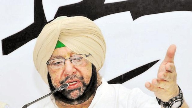 Amarinder defended both the political appointments in CMO and proposed CPS legislation while speaking to mediapersons after the governor's address on Tuesday. (HT File Photo) Amarinder defended both the political appointments in CMO and proposed CPS legislation while speaking to mediapersons after the governor's address on Tuesday. (HT File Photo)
