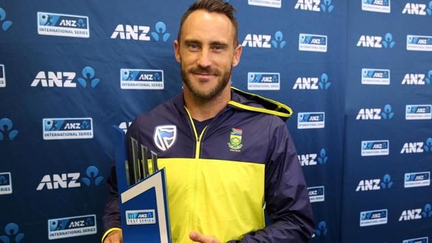 Faf du Plessis holds the trophy after the day five of the third Test cricket match between New Zealand and South Africa was called off due to rain. (AFP) Faf du Plessis holds the trophy after the day five of the third Test cricket match between New Zealand and South Africa was called off due to rain. (AFP)