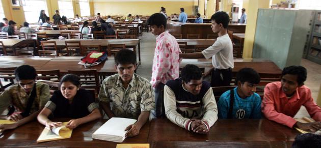 Visually challenged students at a Braille reading room Maharashtra. The drop-out rates for physically challenged students are high.(Santosh Harhare/HT) Visually challenged students at a Braille reading room Maharashtra. The drop-out rates for physically challenged students are high.(Santosh Harhare/HT)