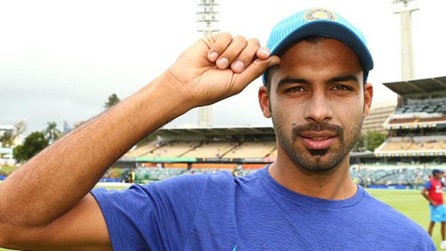 Barinder Sran, who plays for Sunrisers Hyderabad in the Indian Premier League (IPL), made his India cricket team ODI debut against Australia cricket team in Perth (January 2016). He had a good outing at the IPL last year after which he has been sidelined with injuries.(Getty Images)