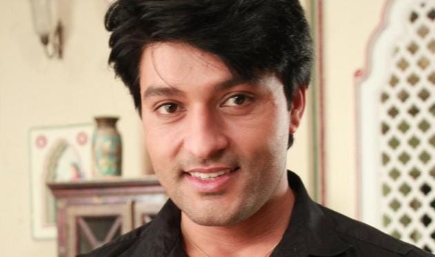 Diya Aur Baati Hum Actor Anas Rashid Didn T See His Fiancee Hina Before Saying Yes Hindustan Times Anas rashid aka suraj gives a shocking statement. diya aur baati hum actor anas rashid
