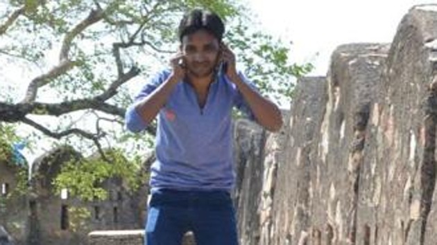 The police also make the youths hold their ears in apology and force them to make a promise that they will never tease girls in future. (HT Representative Image) The police also make the youths hold their ears in apology and force them to make a promise that they will never tease girls in future. (HT Representative Image)