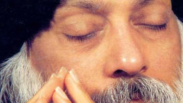 The book traces the early years of Osho and his Neo-Sannyas Movement and the magnetic appeal that drew a large number of Indians and Westerners, many of them highly accomplished, towards him.