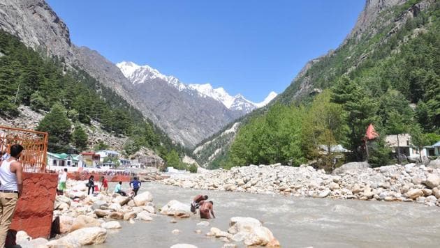 Gangotri and Yamunotri are also part of Uttarakhand’s fabled ‘char dham’ – four pilgrimages visited by lakhs of Hindu devotees every year.(HT File Photo)
