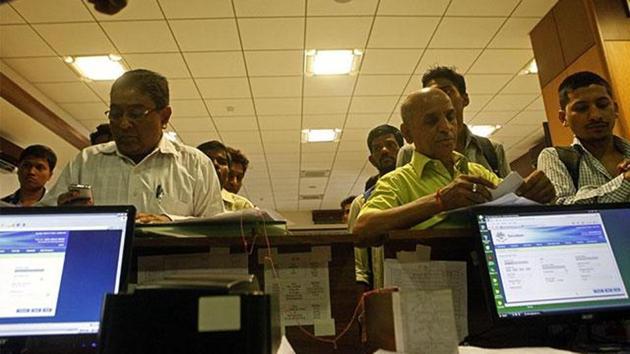 The government notified a simplified income tax return form for individuals.(HT File Photo) The government notified a simplified income tax return form for individuals.(HT File Photo)