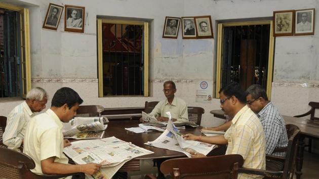 According to government records, there are more than 3,000 vacancies among the 5,520 sanctioned posts for about 2,000 functional public libraries. (Samir Jana/HT PHOTO)