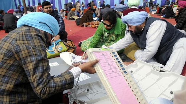 The shift is seen as yet another attempt by the MSDE to bring a scattered mandate of skilling under one roof. (Bharat Bhushan/ HT file) The shift is seen as yet another attempt by the MSDE to bring a scattered mandate of skilling under one roof. (Bharat Bhushan/ HT file)