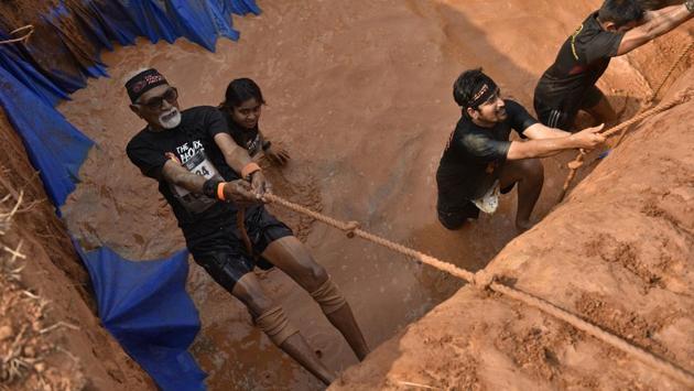 They stick by their motto that passion, endurance, camaraderie are the only virtues our participants need to finish this gruelling course! (Arijit Sen/HT Photo)