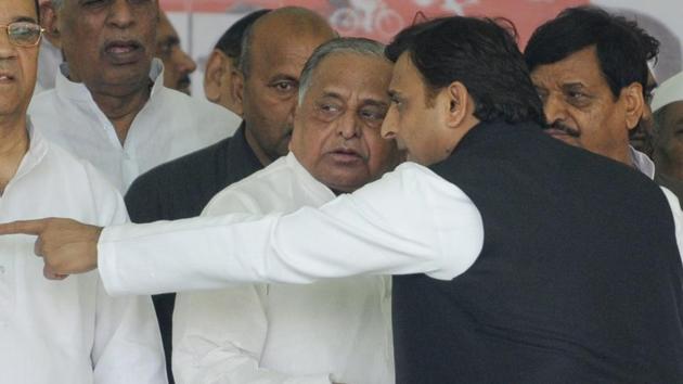 Former UP chief minister Akhilesh Yadav with his father and SP chief Mulayam Singh Yadav before the state assembly election in November 2016. (Deepak Gupta/ HT File Photo) Former UP chief minister Akhilesh Yadav with his father and SP chief Mulayam Singh Yadav before the state assembly election in November 2016. (Deepak Gupta/ HT File Photo)