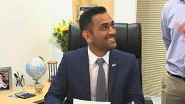 Dhoni’s stint as CEO surprised even the employees of the company as it was kept a secret until the former India cricket team skipper walked into the office, attended meetings and took some important decisions as well.(Twitter.com)