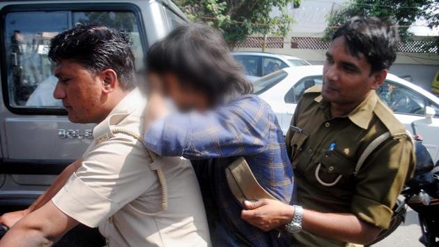An anti-Romeo squad detains a youth in Lucknow.(PTI Photo) An anti-Romeo squad detains a youth in Lucknow.(PTI Photo)