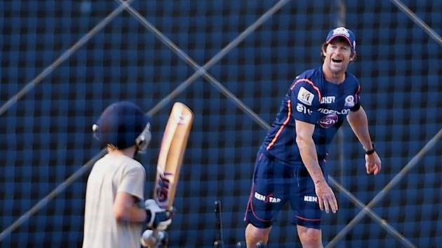 The preparations for the 2017 Indian Premier League (IPL) season have begun and Mumbai Indians had a net session in during a practice session at the Wankhede Stadium on Sunday with some fielding drills and bowling and batting stints. Mumbai Indians bowling coach was seen having a fun time bowling to a few kids who were present during practice. (PTI)