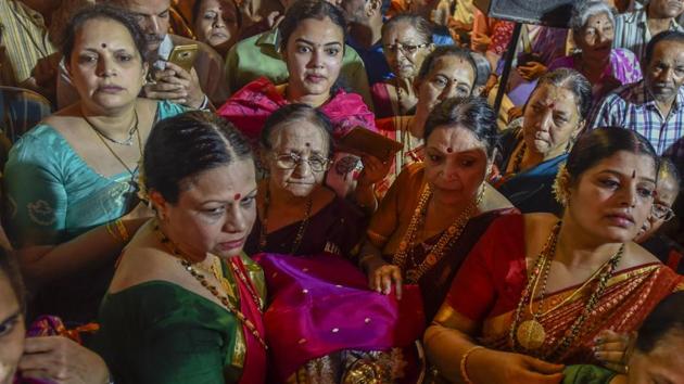 Women sing prayers for Lord Ram on the occasion of Ram Navami at Wadala in Mumbai, India, on Tuesday, April 4, 2017. (Kunal Patil/HT Photo)