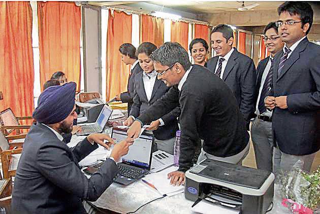Students during campus placement at UBS.(HT File Photo)