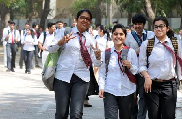 All CBSE schools are mandated to make details public right from the number of water taps, wi-fi facilities with speed details to a complete breakup of monthly fees of each class, admission results, reserve funds and balance sheets.(Parveen Kumar/Hindustan Times/For representation only)