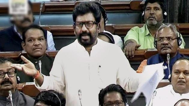 Shiv Sena MP Ravindra Gaikwad speaking in the Lok Sabha on Thursday.(PTI file photo)