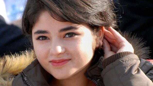 Dangal S Zaira Wasim Thanks Aamir On Her Best Supporting Actress National Award Win Hindustan Times Dangal star zaira wasim who played the role of young geeta phogat, who found herself embroiled in controversy after meeting jammu and kashmir chief minister mehbooba mufti, may get security cover since it was alleged that the actress was receiving threats. dangal s zaira wasim thanks aamir on