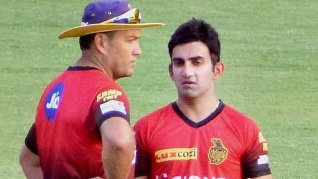 Kolkata Knight Riders coach Jacques Kallis and captain Gautam Gambhir during their team's practice session ahead of their IPL encounter against Mumbai Indians.(PTI)