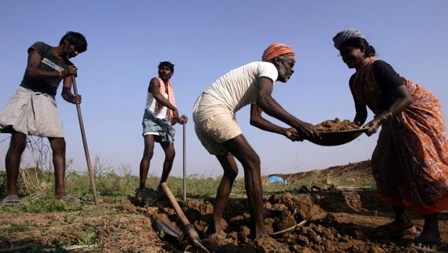 The scheme, launched under the Mahatma Gandhi National Rural Employment Guarantee Act, ensures employment to the rural population through one job card to each family.(Satish Bate/Hindustan Times)