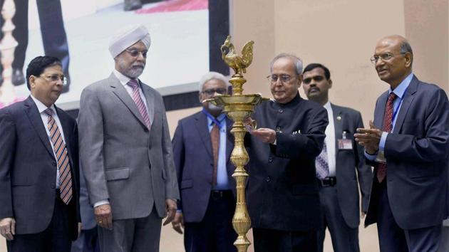 President Pranab Mukherjee with Chief Justice of India JS Khehar during the inauguration of the All India Seminar organised by the Confederation of Indian Bar at Vigyan Bhavan in New Delhi on Saturday.(PTI)