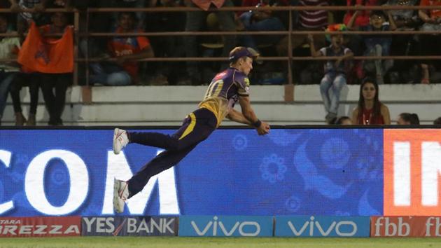 Trent Boult produced a stunning piece of fielding during the 2017 Indian Premier League encounter between Kolkata Knight Riders and Gujarat Lions.(BCCI)