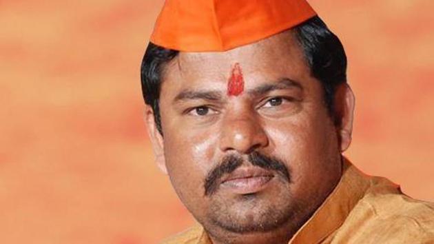 BJP MLA Raja Singh said at a public gathering that ‘traitors’ who oppose construction of Ram temple in Ayodhya will be ‘beheaded’. (HT Photo) BJP MLA Raja Singh said at a public gathering that ‘traitors’ who oppose construction of Ram temple in Ayodhya will be ‘beheaded’. (HT Photo)