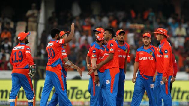 Praveen Kumar got the wicket of Shikhar Dhawan as Gujarat Lions tried to mount a fightback. (BCCI)