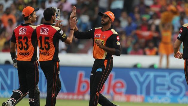 Sunrisers Hyderabad bowled brilliantly in the death overs as they restricted Gujarat Lions to 135/7. (BCCI)