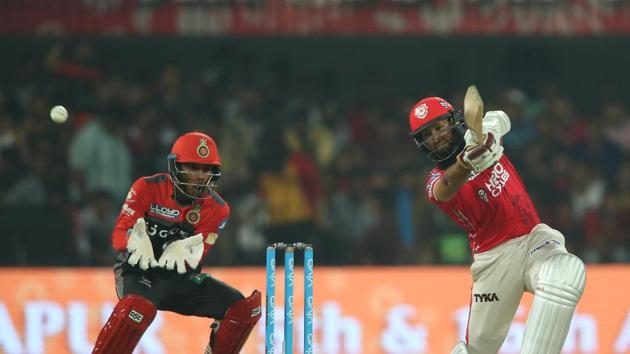 Hashim Amla and Manan Vohra started aggressively in pursuit of 149. (BCCI)