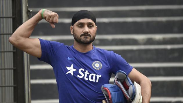 Harbhajan Singh and former Pakistan captain Shahid Afridi are among eight cricketers named ambassadors for the ICC Champions Trophy that will be held in the UK from June 1-18.(AFP)
