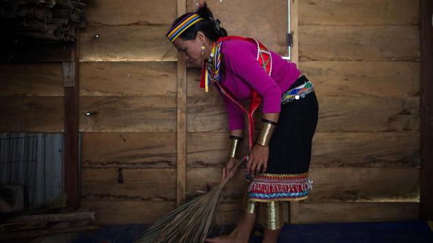 Semban ladies start putting on the rings from around the age of 10, depending on their parents’ social status and financial standing. (Mohd RASFAN / AFP)