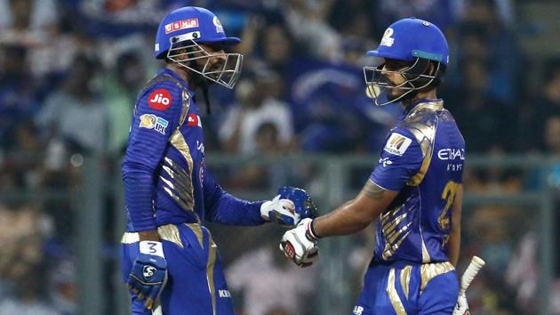 Krunal Pandya (L) and Nitish Rana helped Mumbai Indians chase down the target of 159 during their match against Sunrisers Hyderabad at the Wankhede Stadium, Mumbai, in 2017 Indian Premier League T20.(BCCI)