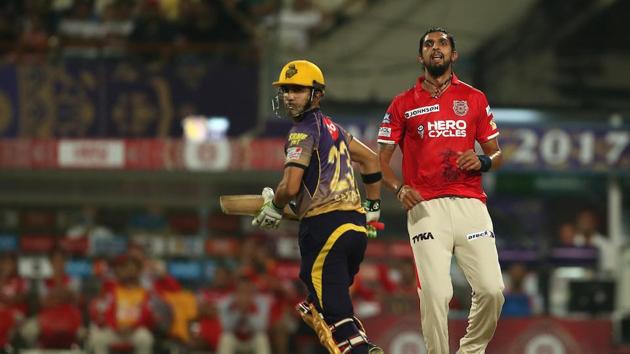 Gautam Gambhir’s unbeaten 72-run knock helped Kolkata Knight Riders beat Kings XI Punjab by eight wickets in match 11 of 2017 Indian Premier League. Get full cricket score of Kolkata Knight Riders vs Kings XI Punjab here.(BCCI)