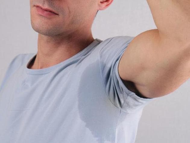 Excessive sweating can cause you to smell bad.(Shutterstock)