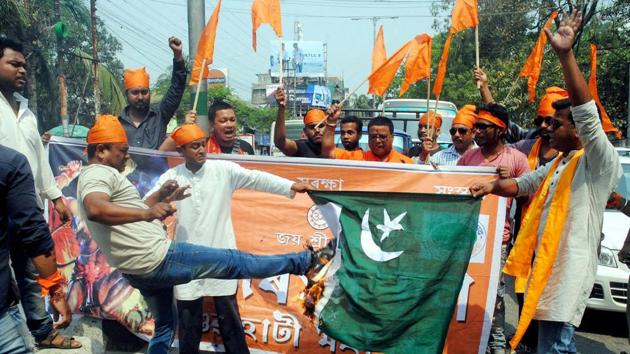 Bajrang Dal activists in Guwahati on Thursday protest against the death sentence awarded to the former Indian Naval officer Kulbhushan Jadhav by a Pakistani court.(PTI) Bajrang Dal activists in Guwahati on Thursday protest against the death sentence awarded to the former Indian Naval officer Kulbhushan Jadhav by a Pakistani court.(PTI)
